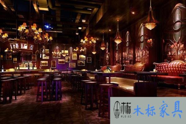 酒吧桌椅設(shè)計(jì)有哪些需要注意的事項(xiàng)|餐飲家具？ 