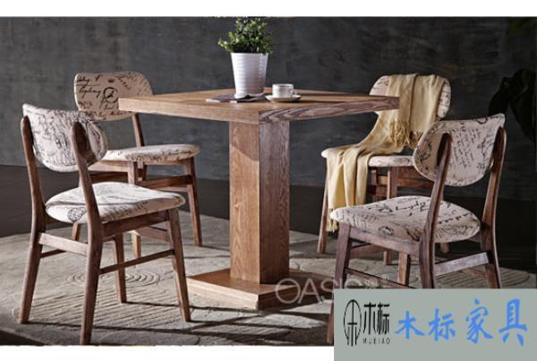 西餐廳桌椅色彩配搭，西餐廳桌椅色彩怎么搭配 